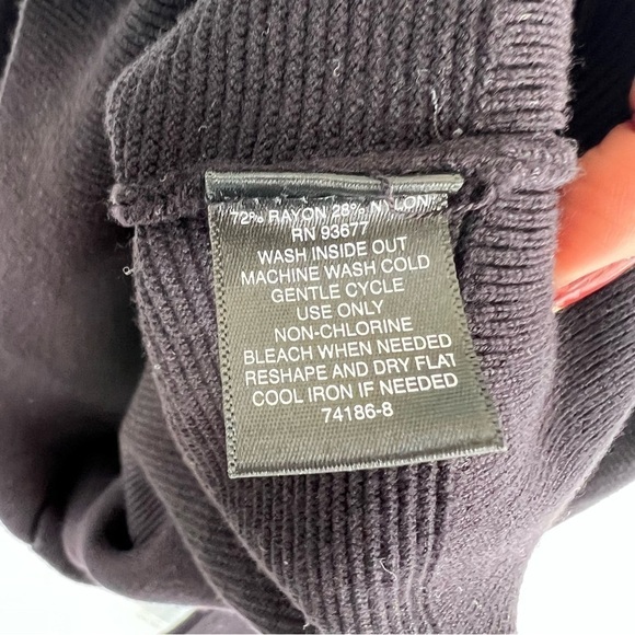 BOLD Elements cut out sleeves sweater top Size Medium - Picture 5 of 10